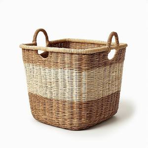 Panier en jonc de mer naturel robuste et durable, conçu pour un rangement fiable dans les maisons familiales très occupées - Product Image 2