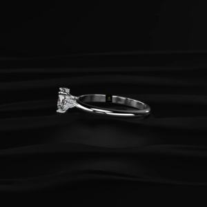 Anillo de diamante cultivado en laboratorio con certificación IGI, de color D a F, en oro, plata, amarillo, blanco, rosa, con brillo radiante, brillanteza atemporal, elegante y sostenible. - Product Image 2