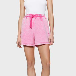 Shorts de Mujer con Lavado Ácido, Transpirables, de Corte Holgado, Hechos de Algodón Ligero, en Oferta - Product Image 1