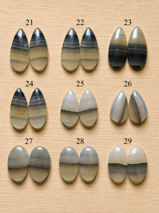 Lots en gros de paires de cabochons en calcite zébrée – Paires de cabochons en pierres précieuses noires et blanches – Lot en gros poli et lisse - Product Image 1