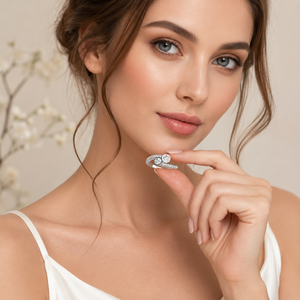 Bague solitaire de luxe sertie de diamants en or blanc |   Bague de fiançailles élégante pour femme, bijoux fins, cadeau pour elle - Product Image 2