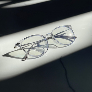 Lentes LMA 9531 Retro con Bloqueo de Luz Azul, Montura Metálica Ultraligera TR90, Diseño Cuadrado, Logotipo Personalizable - Product Image 4