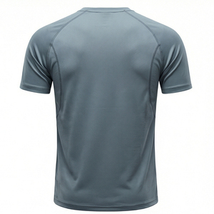 T-shirt de sport respirant pour homme, idéal pour la course à pied, la gym et l'entraînement, vêtements de sport de haute performance, MaluzaIndustries - Product Image 3