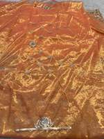 Sari en Georgette Premium avec motif floral Jaal, pierres Jharkan argentées, Zari véritable et blouse – Sari tendance pour mariages et fêtes
