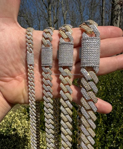 Superbe chaîne en or rose blanc 14 carats avec diamants moissanite Chaîne de ventre de beauté inégalée pour fête ou cadeau - Product Image 3