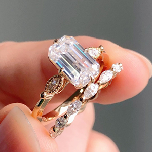 One Stone Emerald Cut Lab-Grown <b>Diamond</b> Engagement Wedding <b>Ring</b> 5.20Carat Yellow Gold 14k Luxury IGI Certified Party - Product Image 1