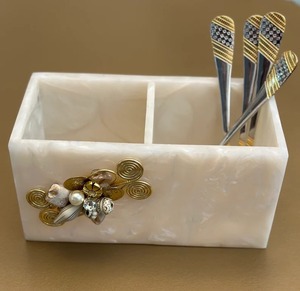 Porta cubiertos de resina de diseño moderno para encimera de cocina, elegante soporte de resina para cucharas para el hogar y la cocina - Product Image 1