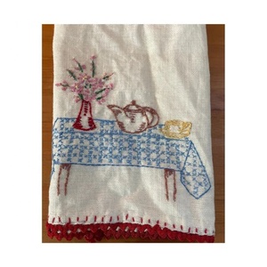 Vente en gros de textiles de maison décoratifs bon marché 100% coton grossiste de premier plan de serviettes de cuisine petite théière fumée brodée pour la maison - Product Image 3