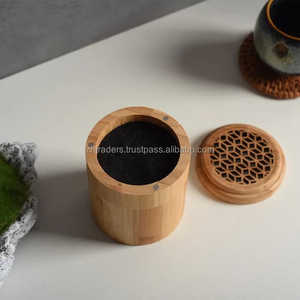 Brûleur d'encens religieux arabe en bois de santal, élégant Mubkhar avec forme et logo personnalisés, conçu pour les cadeaux de luxe de l'Aïd et du Ramadan - Product Image 4