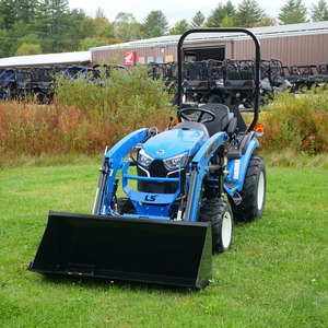 Mini Tractor LS Económico con Motor Potente, Tracción 4x4, Controles Confortables y Rendimiento Versátil para Agricultura - Product Image 6