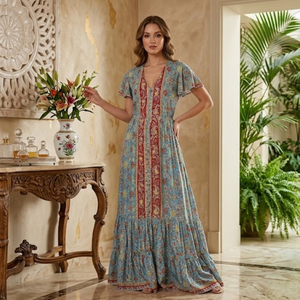 Robe chemise en soie de qualité supérieure pour femme, taille unique, bleu, motif floral paisley, robe longue, kaftan bohème |   Tenue de plage longue et fluide pour les vacances à la station balnéaire - Product Image 5