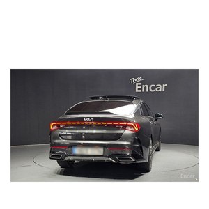 Kia K5 2022 con Motor 1.6 Turbo, 68,628 km, Emisión Euro V, Volante a la Izquierda, Caja de Cambios Automática, Asientos de Cuero - Product Image 4