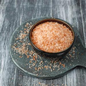 เกลือหิมาลัยสีชมพูเข้ม ขนาด 3-5 มม. ธรรมชาติ รับประทานได้ บรรจุภัณฑ์แบบซองและกล่องตามสั่ง บรรจุภัณฑ์แบบดิบ ผลิตในปากีสถาน บรรจุถุงขนาด 1-50 กก. - Product Image 2