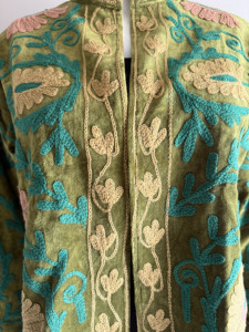 Chaqueta de Otoño para Mujer, Estilo Boho Chic, con Bordado Floral, Terciopelo Transpirable, Cuello Mandarín, Manga Larga, Forro de Algodón Hecho a Mano - Product Image 3