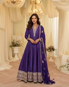 Dhwaja Export Chinon Taille Unique, Ensemble Anarkali Jacquard Cousu avec Broderie Dori et Sequins - Product Image 1