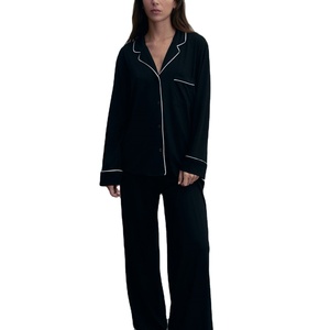 Conjunto de Pijama de Verano para Mujer, Transpirable, 56% Algodón, Casual, de Manga Corta, con Estampado - Product Image 1