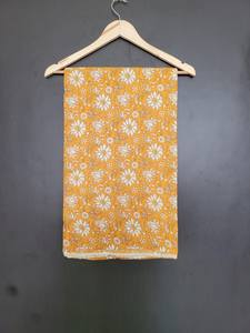 Tissu en coton tricoté indien imprimé au bloc, motif Mugal Butta, large, pour la confection de robes pour filles et femmes, idéal comme cadeau pour elle. - Product Image 2