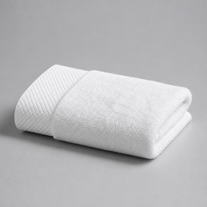 Serviettes de toilette de luxe 100% coton pour hôtels et complexes hôteliers, texture douce et moelleuse, haute absorption, serviettes pour invités de salle de bain - Product Image 1