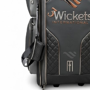 Sac de cricket de haute qualité, portable, pour le rangement d'équipements sportifs, avec poche pour batte et compartiment à chaussures, design durable - Product Image 6