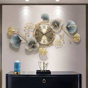 Reloj de Pared con Hojas de Ginkgo Multicolores para Sala de Estar, Pasillo y Dormitorio, Decoración Metálica Elegante para el Hogar y Regalo de Boda - Product Image 2