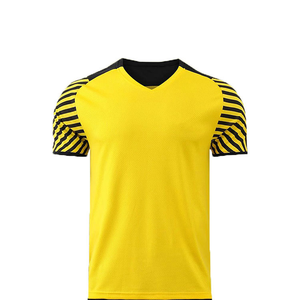 Uniforme de Fútbol de Diseño Profesional y Alta Calidad, al Mejor Precio, con Talla Ajustable - Product Image 3