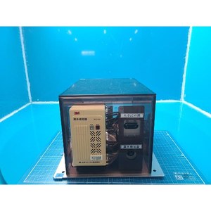 Caja de control de sensor de fugas Hitachi M-501AW (1 unidad) - Piezas de equipos semiconductores usados como tal - Product Image 5