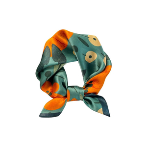 Bandanas et foulards en soie satinée pour femmes, de qualité supérieure, légers et élégants, vente en gros. - Product Image 2