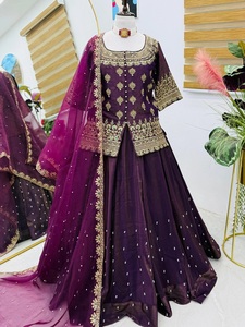 Fournisseur en gros de créateur de mode nouveau costume en fausse georgette Sharara Gharara avec séquence et broderie - Product Image 1
