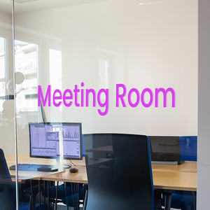 Autocollants en vinyle autocollants personnalisés résistants aux UV et aux intempéries pour casques de sécurité, vélos, équipements de travail, marquage de la marque - Product Image 5