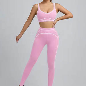 Conjunto de Yoga para Mujer de Material Transpirable, Suave y Duradero, Estilo Único, Calidad Premium, Precio Bajo, de Aura Rex Apparel - Product Image 5