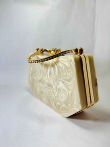 Handcrafted Waterproof Eco-Friendly Pearl Embellished Resin Clutch Customized Shape Model Pattern Fashion Elegant Mother's Day - Product Image 4
