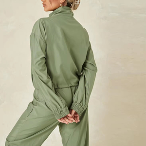 Ensemble coupe-vent décontracté et attrayant pour femme, 2 pièces, qualité durable, avec logo personnalisé, pour l'hiver, respirant, style survêtement - Product Image 3