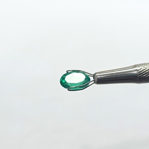 มรกตสีเขียว 2.92 กะรัต จากแซมเบีย (3.25 รัตติ) - Product Image 5