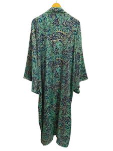Robe kimono de luxe en soie patchwork, cache-maillot de bain, tenue de nuit, longue robe, kimono indien vintage fait main en soie de sari recyclée - Product Image 6