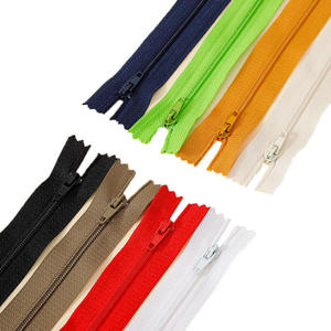 Customized Wholesale High Quality 3# Nylon <b>Zipper</b> Closed End <b>Zipper</b> 20cm for Sale - Product Image 2