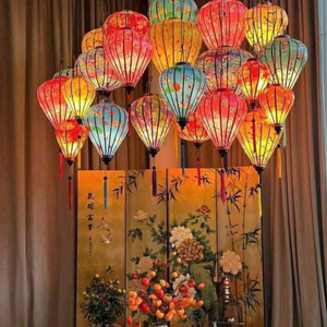 Faroles de Seda Vintage de Hoi An con Patrones Únicos y Acabado de Alto Brillo para Diseño de Interiores de Restaurantes de Lujo - Product Image 5