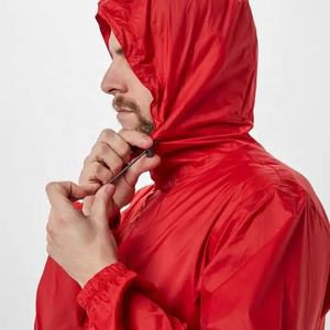 Veste coupe-vent en toile de style High Street pour homme avec capuche compressible et coupe-vent pour la saison hivernale - Product Image 4