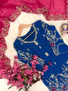 Ensemble Kurta brodé bleu pour femme avec pantalon Palazzo et Dupatta – Tenue de fête traditionnelle indienne et pakistanaise, coupe classique - Product Image 3