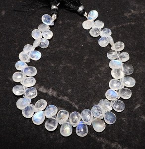 Perles de pierre de lune arc-en-ciel naturelle blanche facettées en forme de poire 7x10 MM, pierres de lune en forme de poire briolette, 8 pouces, perles de pierres précieuses pour bijoux - Product Image 5