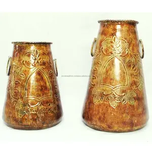 圆形金属花盆，棕色搪瓷饰面压花设计，两侧手柄，用于花园装饰，两件套