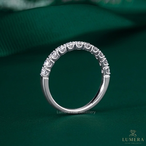 Anillo de Media Eternidad con Diamantes Cultivados en Laboratorio, Oro Blanco de 9K, 10K, 14K, 18K, Anillo de Lujo para Aniversario o Boda, Unisex |   Certificado por IGI - Product Image 6