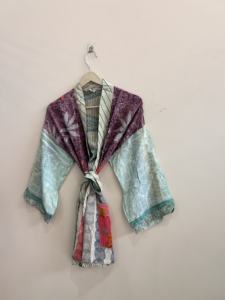 Robe kimono en soie pour femme, courte, style vintage, robe kimono d'été, vêtement de plage - Product Image 5