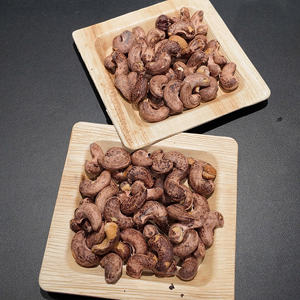 Noix de cajou grillées au sel de qualité supérieure du Cambodge W240 Biologiques Fraîches 100% Naturelles en Vrac avec Fourniture en Quantité et Services OEM/ODM Disponibles - Product Image 4