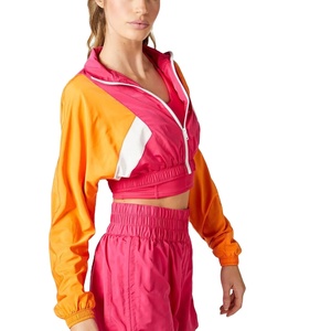 2026 ropa de calle atlética personalizada Colorblock recortada cuello alto chaqueta cortavientos conjunto de pantalones cortos a juego - Product Image 4