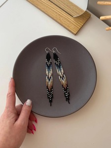 Boucles d'oreilles perlées FBA en promotion, boucles d'oreilles perlées artisanales, boucles d'oreilles perlées transparentes, boucles d'oreilles perlées personnalisées avec logo pour usage en usine - Product Image 5