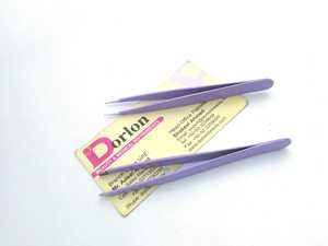 Pince à épiler sourcils de haute qualité avec logo personnalisé, couleur violette, pointe inclinée, avec ciseaux à ressort en acier inoxydable, outils pour sourcils - Product Image 5