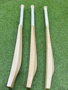 English Willow Cricket Bat Two Tone Short Handle Light <b>Weight</b> - Product Image 2