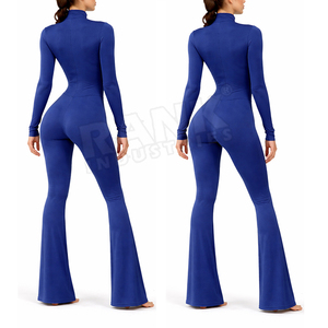 Combinaison pour femmes fabriquée au Pakistan, design sportif élégant, qualité supérieure, impression de logo personnalisée, vente en gros - Product Image 5