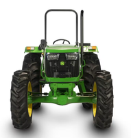 Tracteur à roues John JD 5065 E 4x4 65 CV 2400 tr/min 3 cylindres à injection directe turbocompressé FIP refroidi par liquide Synchromesh