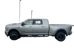 2024แรม3500 Laramie Mega Cab
